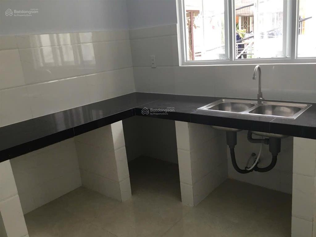Bán nhà 2 phòng ngủ hẻm 76 gần tôn thất thuyết quận 4