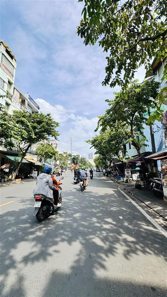 Bán nhà mặt tiền hẻm 209 tôn thất thuyết 3 tầng quận 4