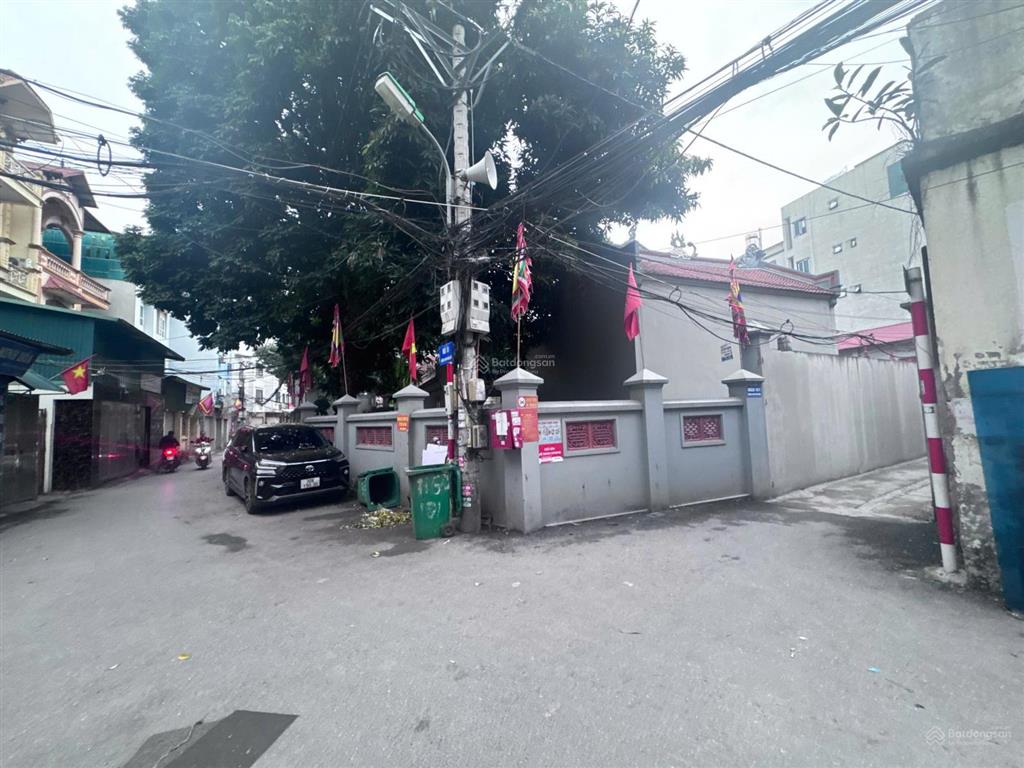Hot ! duy nhất mảnh đất lô góc oto đỗ tránh ngay phạm văn đồng,phù hợp phân lô, xây ks, ccmn