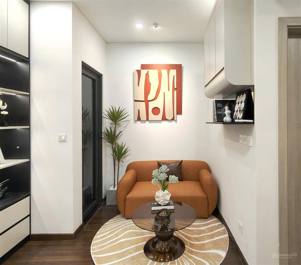 Chính chủ cần tiền bán gấp căn hộ studio 32m2 toà sa5 giá chỉ 2.85 tỷ