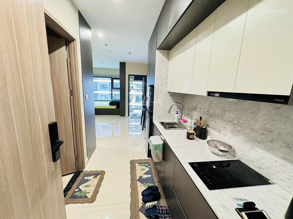 Chính chủ bán gấp studio 32m2 giá chỉ 2.6 tỷ vinhomes smart city tây mỗ.  0963 877 ***