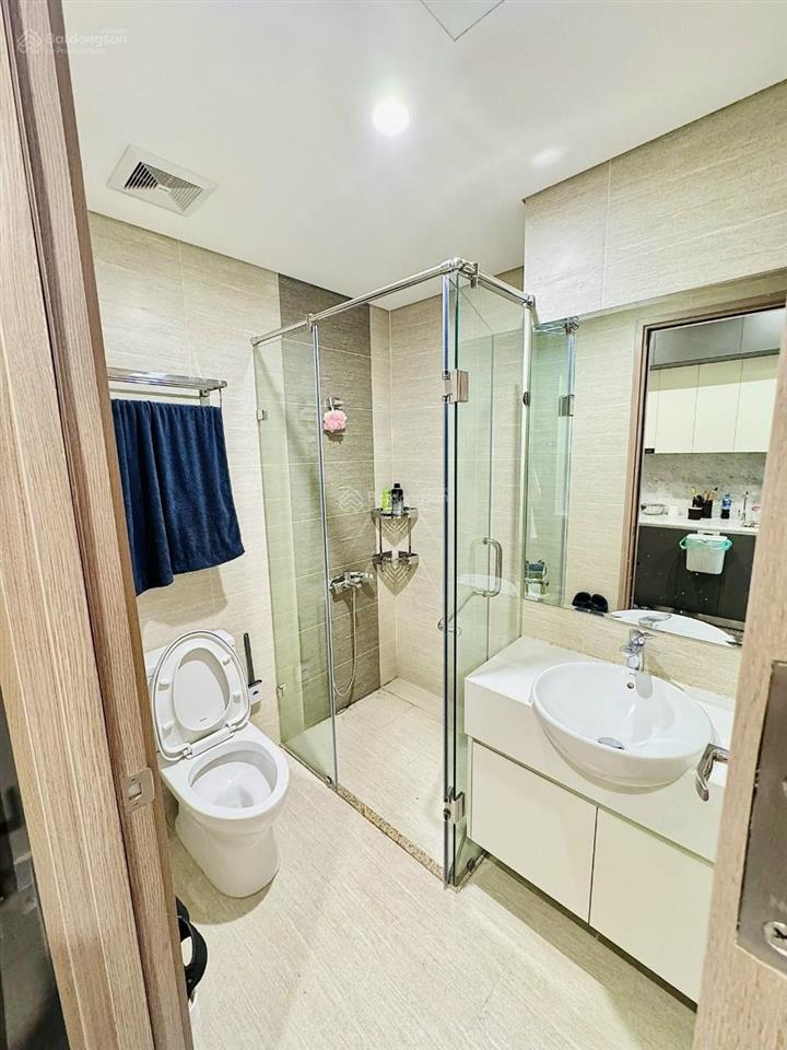 Chính chủ bán gấp studio 32m2 giá chỉ 2.6 tỷ vinhomes smart city tây mỗ.  0963 877 ***
