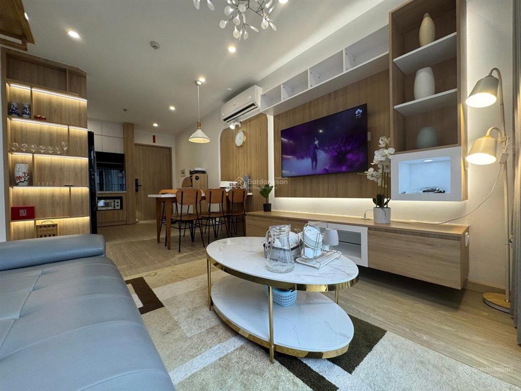 Tôi chính chủ cần bán gấp căn hộ 2pn 2wcc 55m2 giá 4.85 tỷ .
