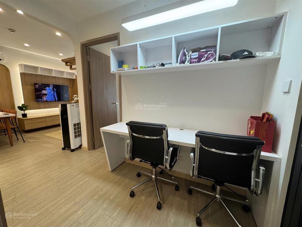 Tôi chính chủ cần bán gấp căn hộ 2pn 2wcc 55m2 giá 4.85 tỷ .