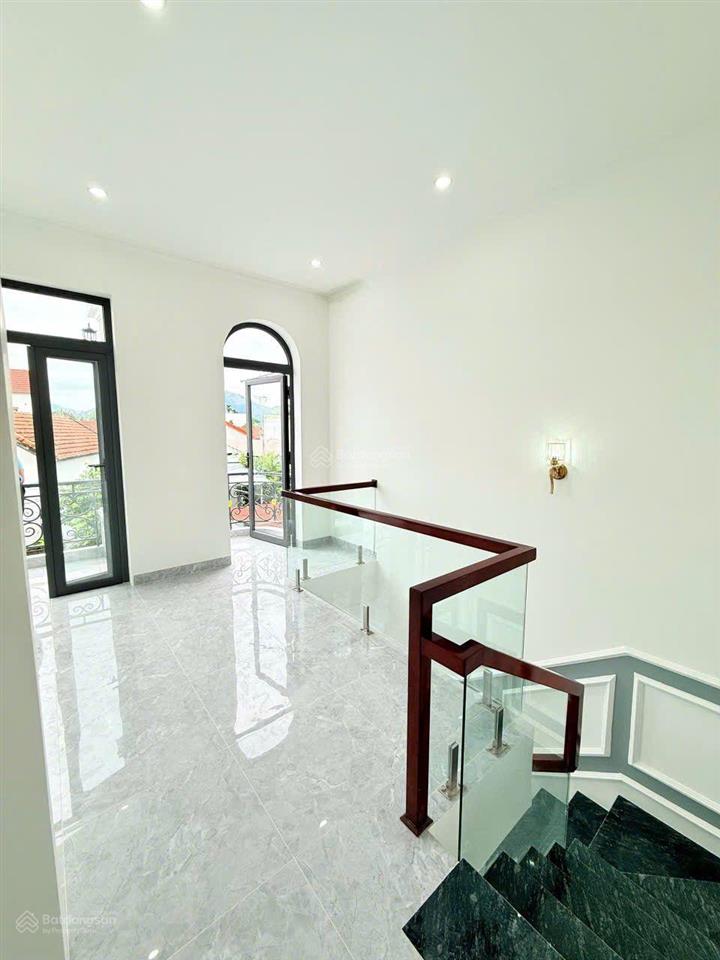 Nhà đẹp mới xây giá tốt tại phường bắc nha trang (xã vĩnh phương cũ)