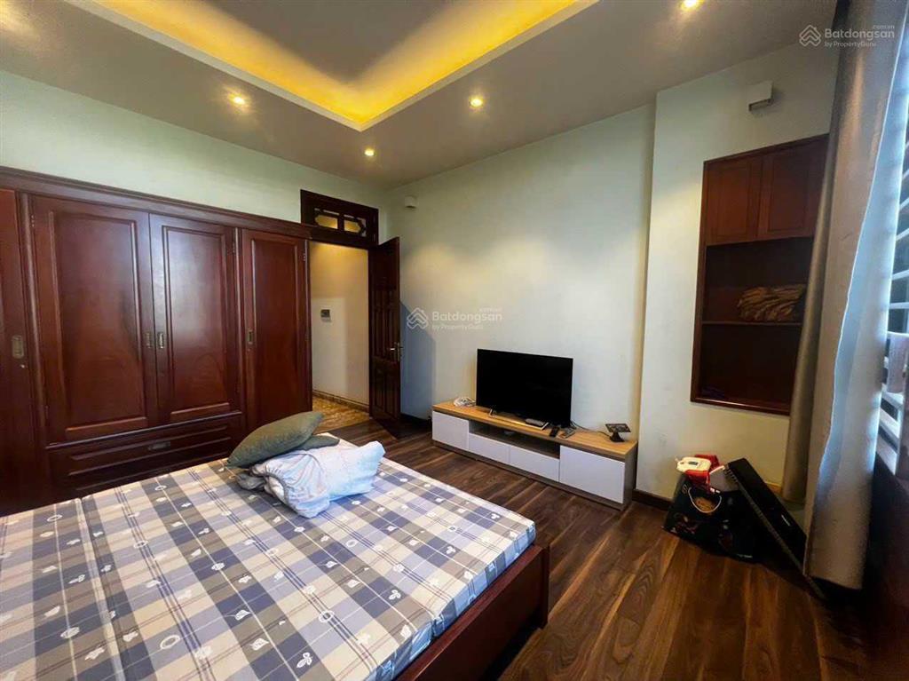 Cho thuê ngay nhà mới xây kiên cố 3,5 tầng 40m2  ngay 0985 511 ***