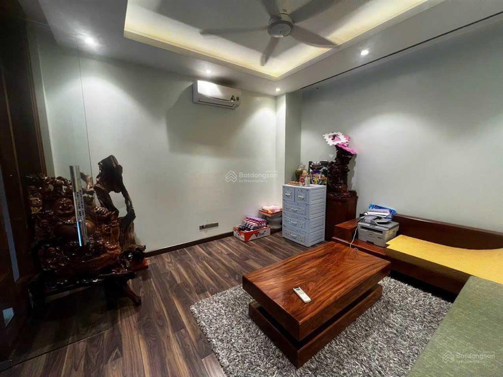 Cho thuê ngay nhà mới xây kiên cố 3,5 tầng 40m2  ngay 0985 511 ***
