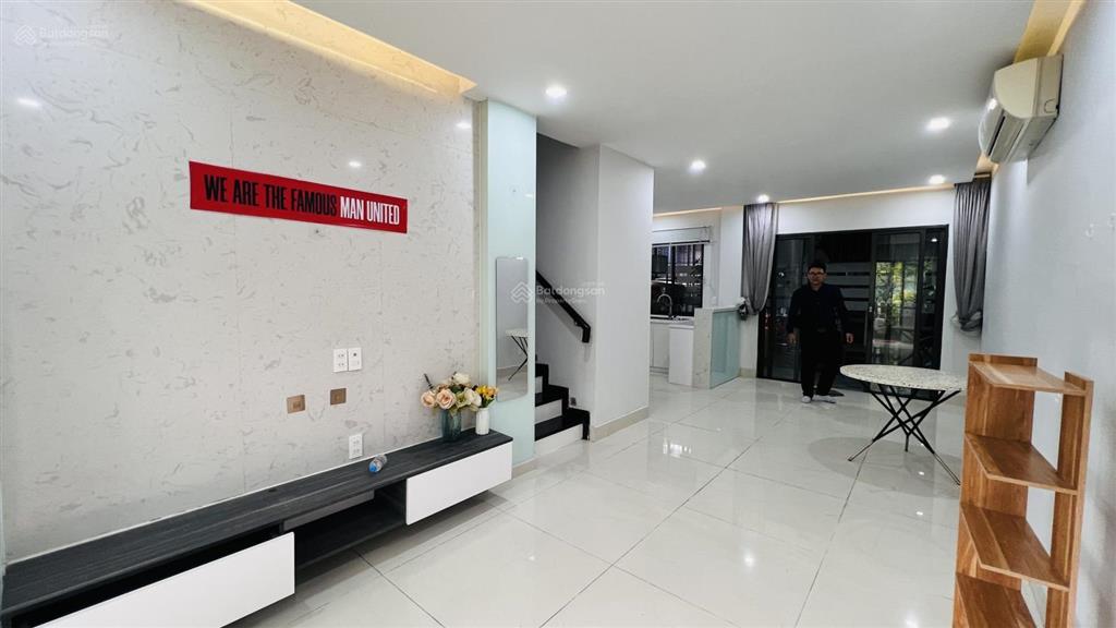 Bán nhanh nhà phố compound camellia, nhà đẹp.  em xem nhà ngay 0907 832 ***!