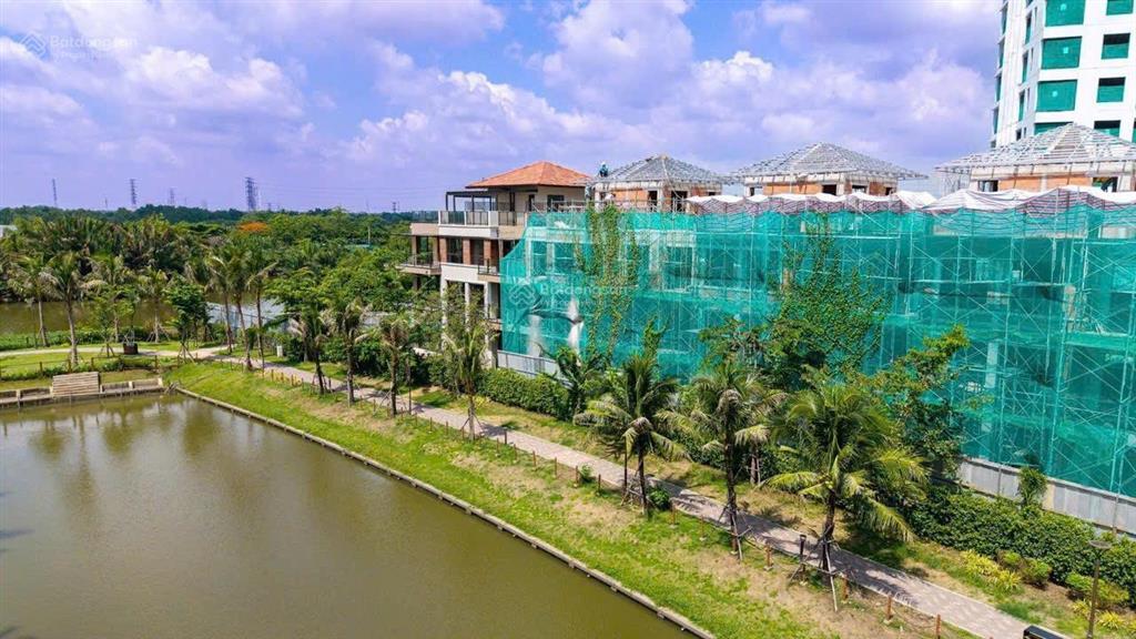 Nhà phố trellia cove ven kênh, sông mua trực tiếp cđt nam long. giá 18tỷ730