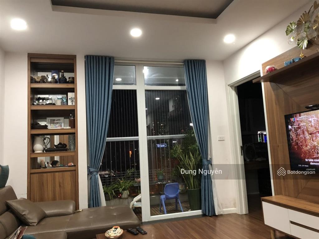 Bán ct2a hoàng cầu dt 60m2 2pn giá nhỉnh 5 tỷ 0383 906 ***