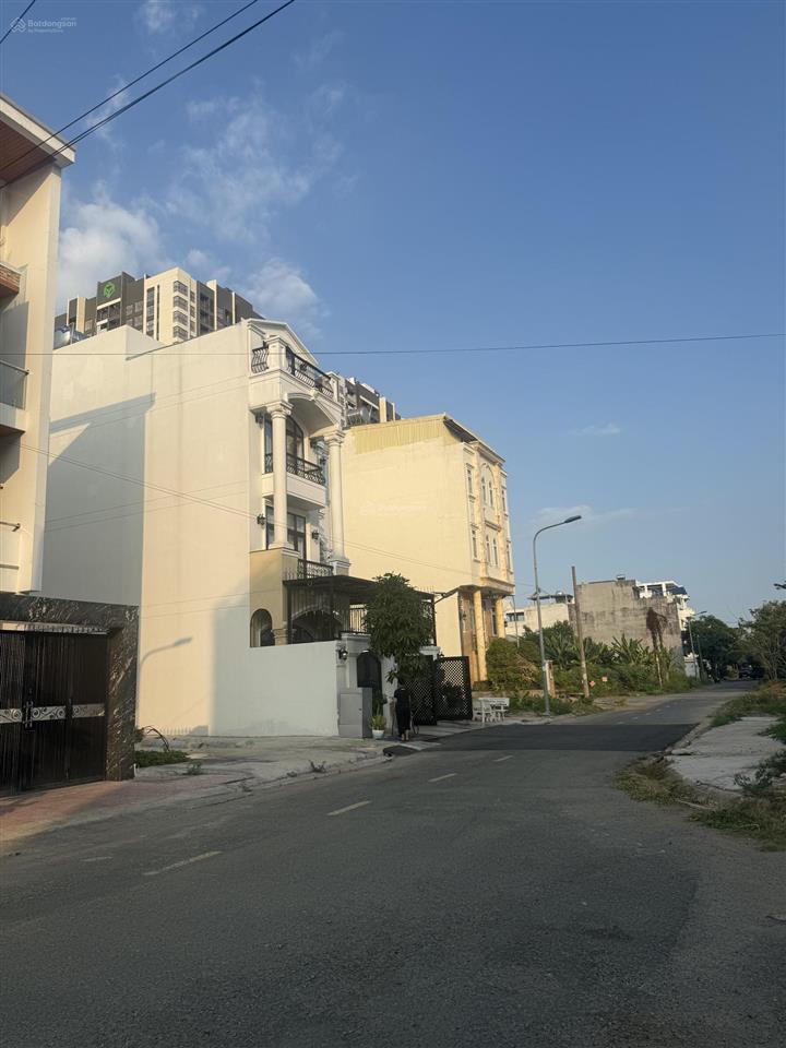 Bán dn tại khu dân cư thế kỉ 21, 20 tỷ, 102.5m2, mặt tiền 5m, view đẹp!