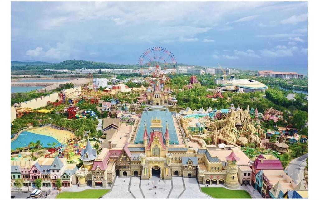 Bán nhà mặt phố vinhomes green paradise, 15 tỷ, 75m2, mặt tiền 5m, đường 50m