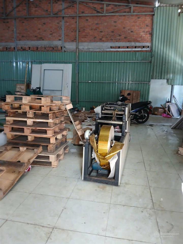 Chính chủ cho thuê kho giá tốt tại phú định, quận 8 diện tích lớn, xe tải vào tận nơi