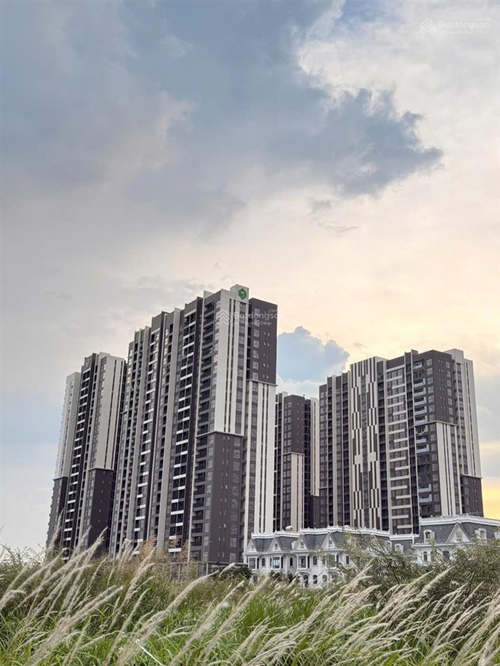 Bán nhanh 2pn 69m2 tầng cao đông nam giá 6,1 tỷ all in