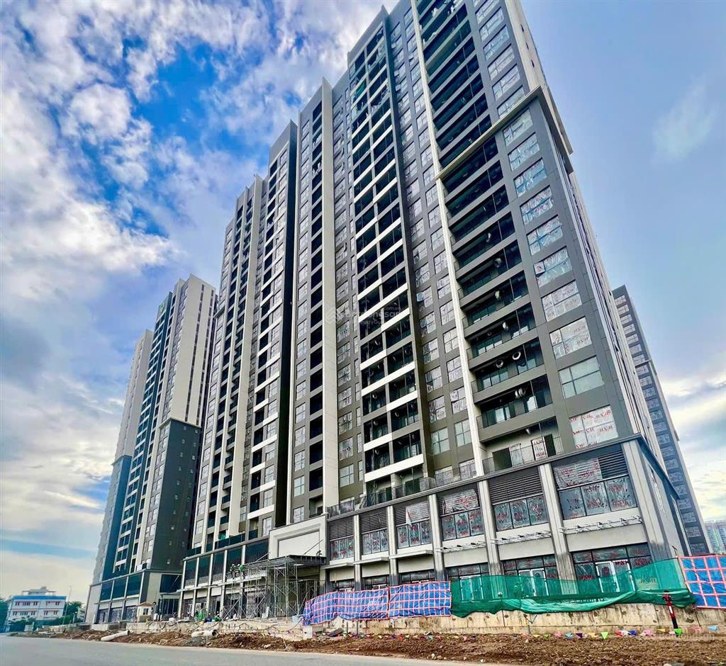 Bán nhanh 2pn 69m2 tầng cao đông nam giá 6,1 tỷ all in