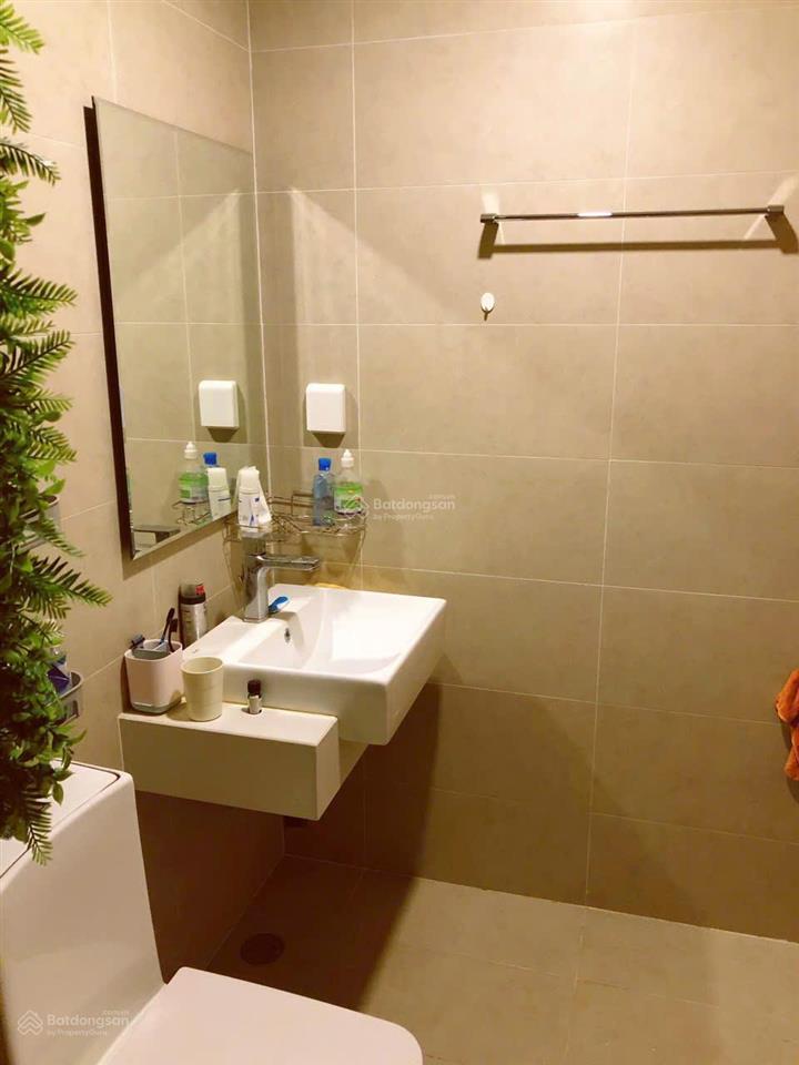 Bán căn officetel tầng cao view sông full nội thất chỉ 3 tỷ bao thuế phí, sổ sẵn