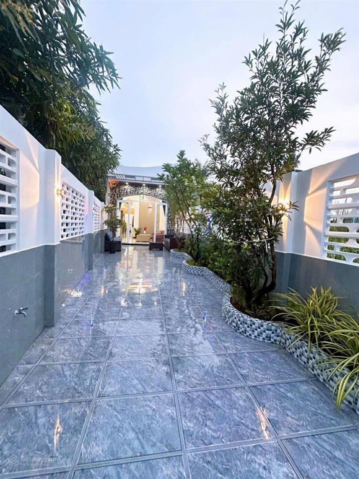 Chính chủ gởi bán nhà cấp 4, nội thất cơ bản, full thổ cư, mới 100%