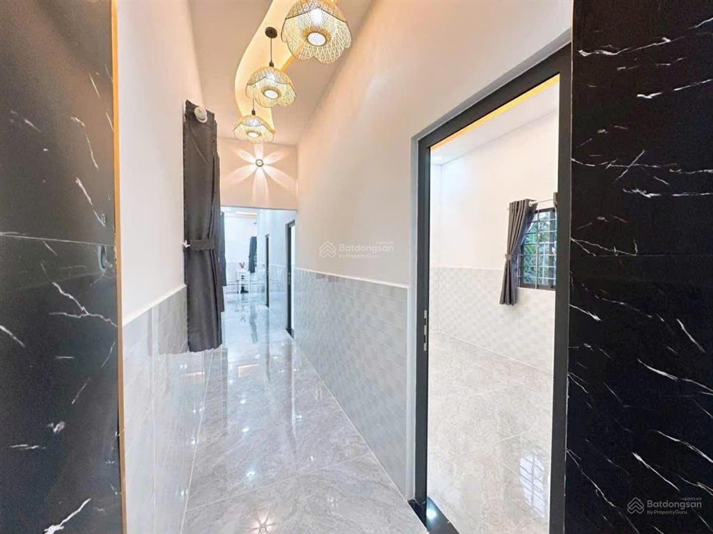 Chính chủ gởi bán nhà cấp 4, nội thất cơ bản, full thổ cư, mới 100%
