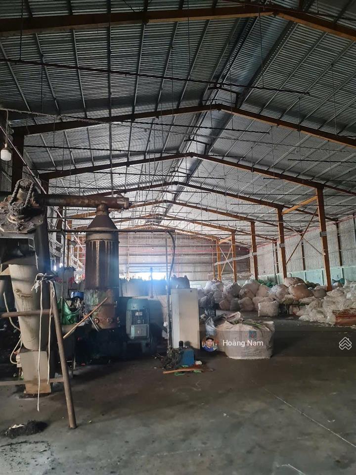 Bán xưởng 5300m2 ngoài kcn bến lức. pháp lý chuẩn. giá tốt
