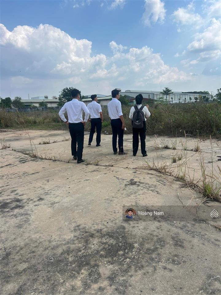 Bán đất kcn trảng bàng 1,1,ha. tiếp nhận in án , sx hóa chất , giấy tái sinh. giá tốt