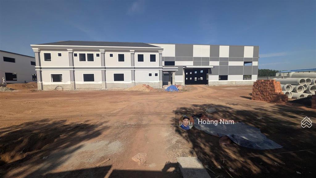 Cho thủe xưởng 35000m2 . kcn đồng xoài . bình phước . mới 100% . giá tốt