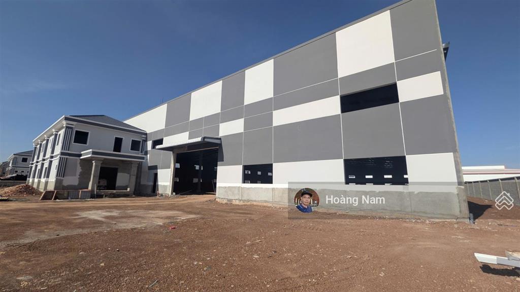 Cho thủe xưởng 35000m2 . kcn đồng xoài . bình phước . mới 100% . giá tốt