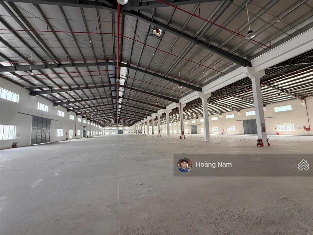 Bán xưởng 3,7 ha . mới 100% có cảng nội địa. tiếp nhận phân bón, tbvtv.