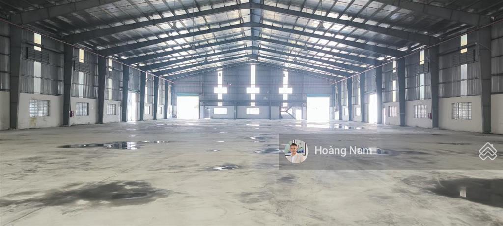 Bán xưởng hơn 1,4 ha. 2 mt kcn đức hòa. giá tốt. vô hoạt động ngay