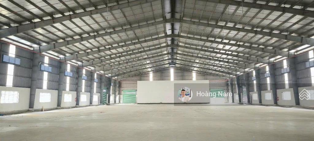 Bán xưởng hơn 1 ha đất lâu dài kcn đức hòa, long an, giá tốt
