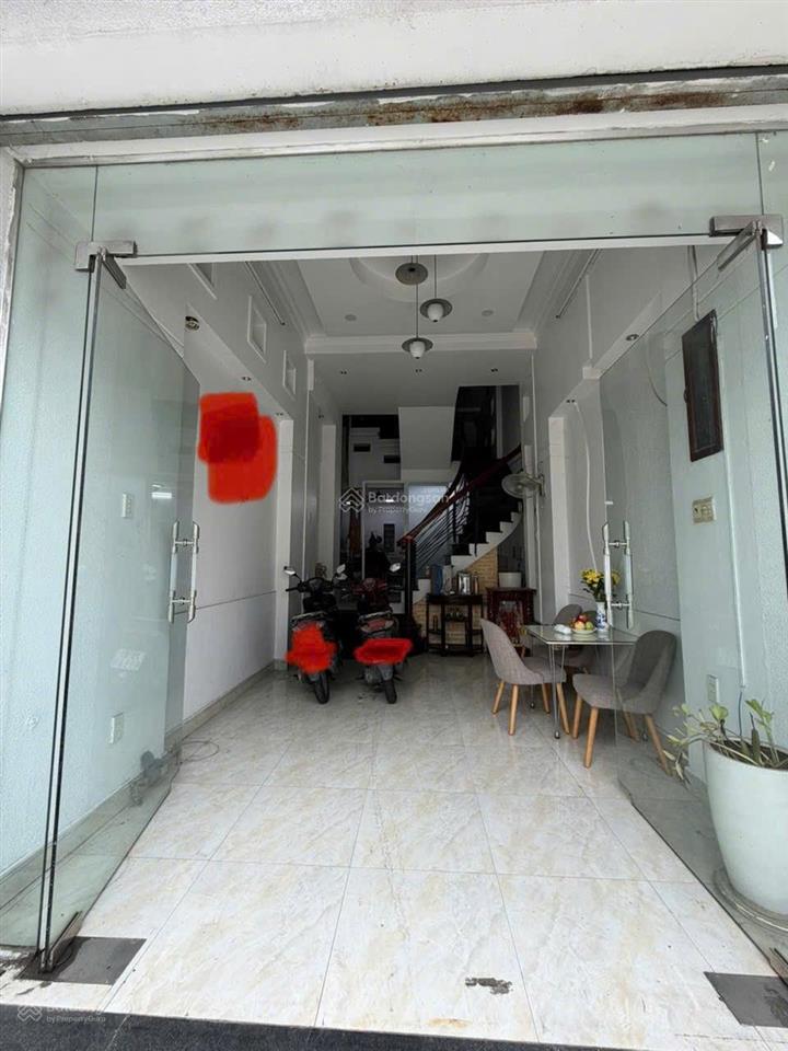Nhà mặt tiền xịn  sang khu phố nhật  nguyễn hữu cảnh sát q1