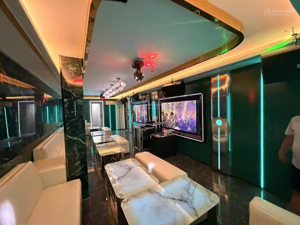 Cho thuê lại karaoke đang sử dụng  vào khai thác liền