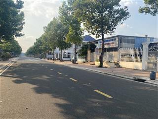 Hot! chủ ngộp cần ra gấp lô đất 10x21.5m full thổ cư sát ql13  giá cực sốc