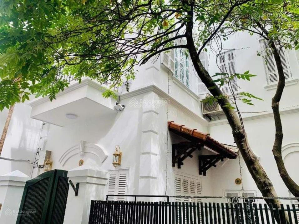 Biệt thự thượng lưu vườn đào tây hồ