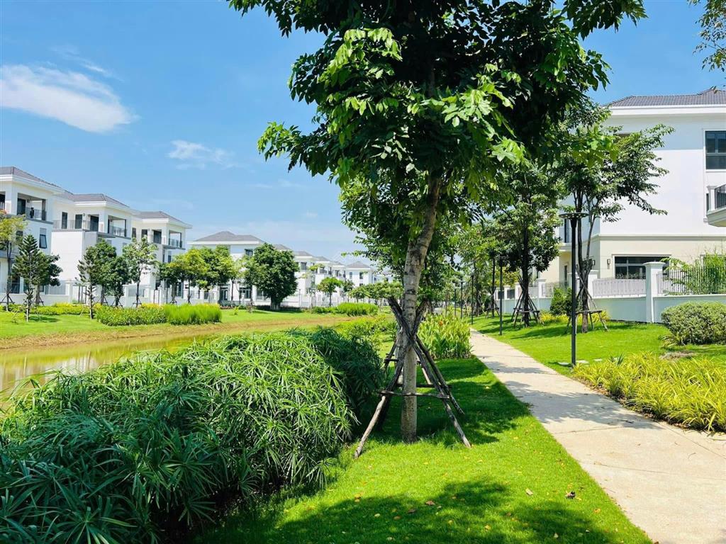 Grand villas 15x20 duy nhất 1 căn gần sông chủ nhà cần gấp giá 17,8 tỷ bao hết. vị trí đỉnh