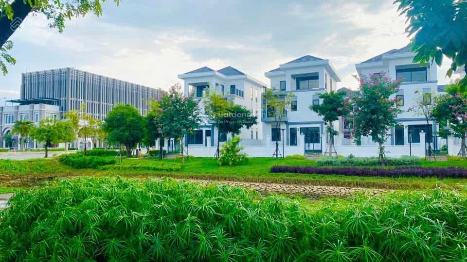 Grand villas 15x20 duy nhất 1 căn gần sông chủ nhà cần gấp giá 17,8 tỷ bao hết. vị trí đỉnh