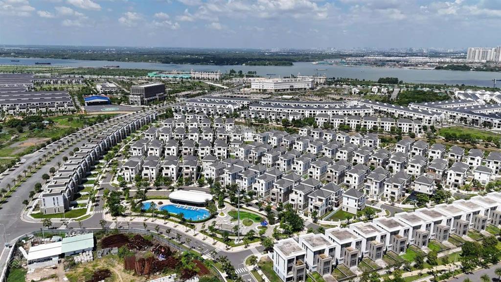 Grand villas 15x20 duy nhất 1 căn gần sông chủ nhà cần gấp giá 17,8 tỷ bao hết. vị trí đỉnh