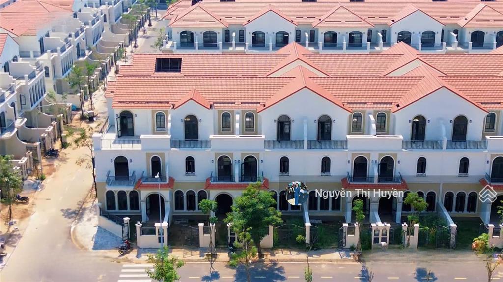 Nhà phố valencia 7x19.5m đối diện dãy shophouse giá 6.9 tỷ (all in) nhà sẵn nh hỗ trợ vay 60%