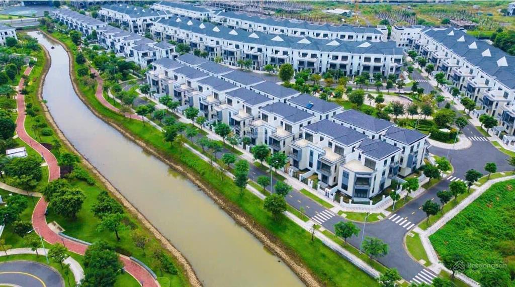 Nắm chính chủ biệt thự song lập 10x20 the suite aqua city giá 11 tỷ nhận nhà liền view thấy sông
