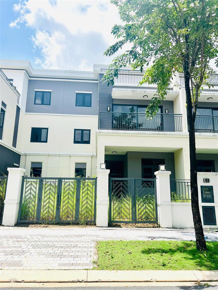 Cắt lỗ 1.4 tỷ nhà phố elite 1 aqua city dt 8x20. đã bàn giao nhà. giá sau cắt lỗ chỉ còn 7.29 tỷ