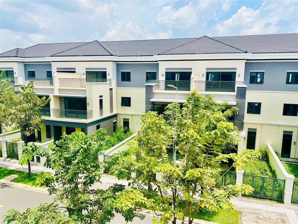 Cắt lỗ 1.4 tỷ nhà phố elite 1 aqua city dt 8x20. đã bàn giao nhà. giá sau cắt lỗ chỉ còn 7.29 tỷ