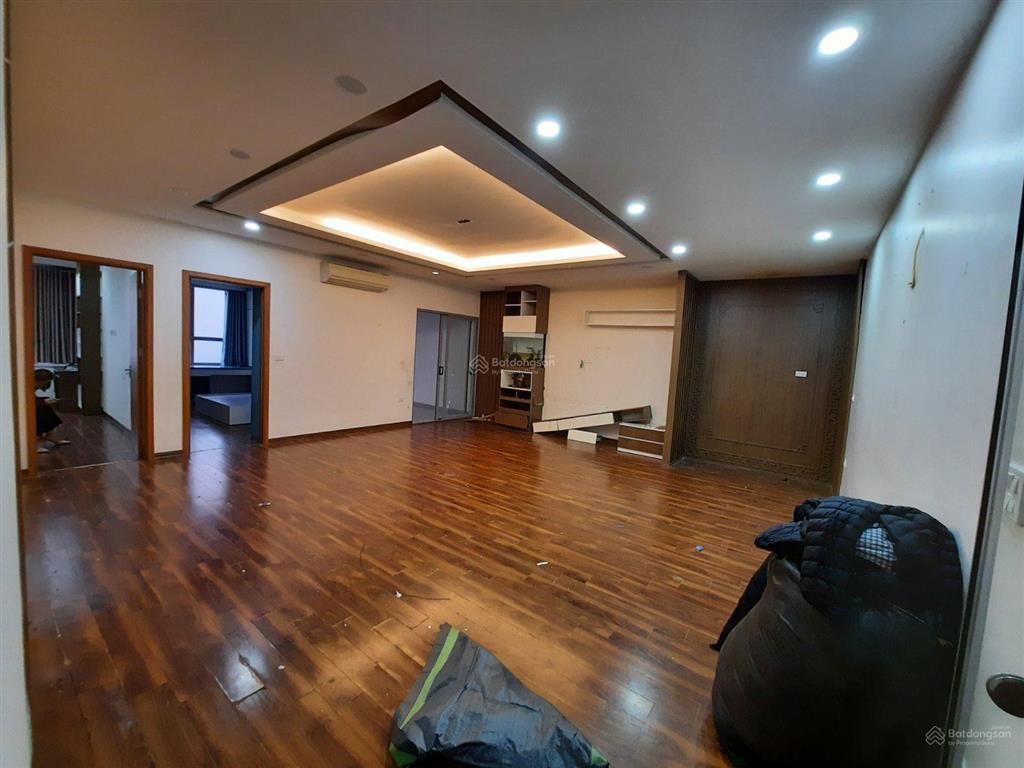 Ban quản lý tòa capital gaden 102 trường chinh cho thuê căn 3 phòng ngủ