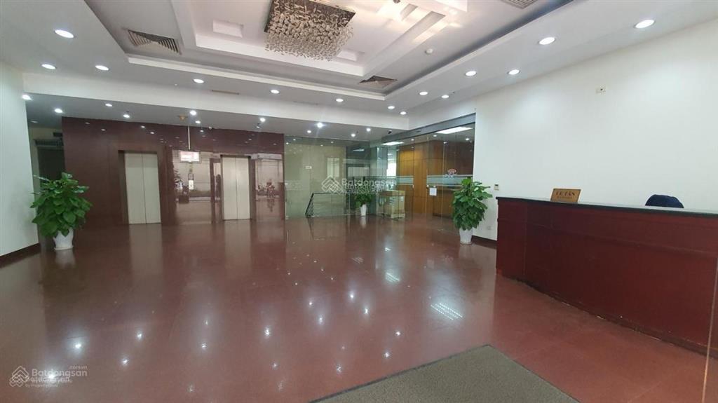 Cho thuê sàn văn phòng tòa nhà kinh đô tower 93 lò đúc. giá hợp lý. sẵn sàng bàn giao ngay
