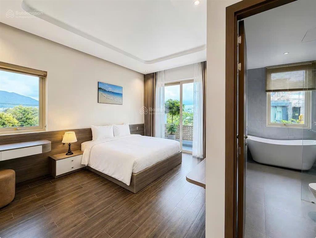 Chủ cần bán villa hồ bơi siêu đẹp sơn trà, đà nẵng