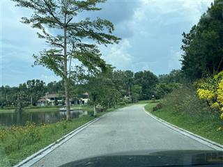 Cần chuyển nhượng lô đất góc mặt hồ thiên yến flamingo đại lải