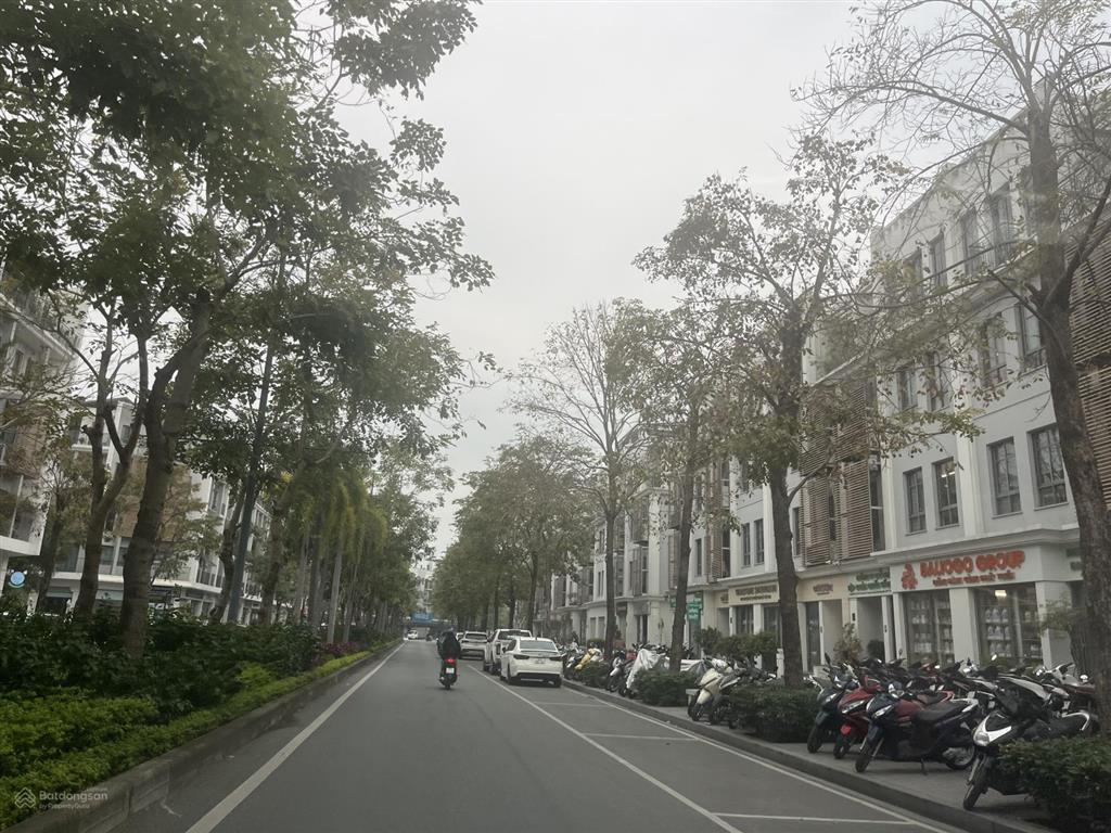 Cần bán căn shophouse đẹp giá tốt 75m2 tại the manor nguyễn xiển  0947 988 ***
