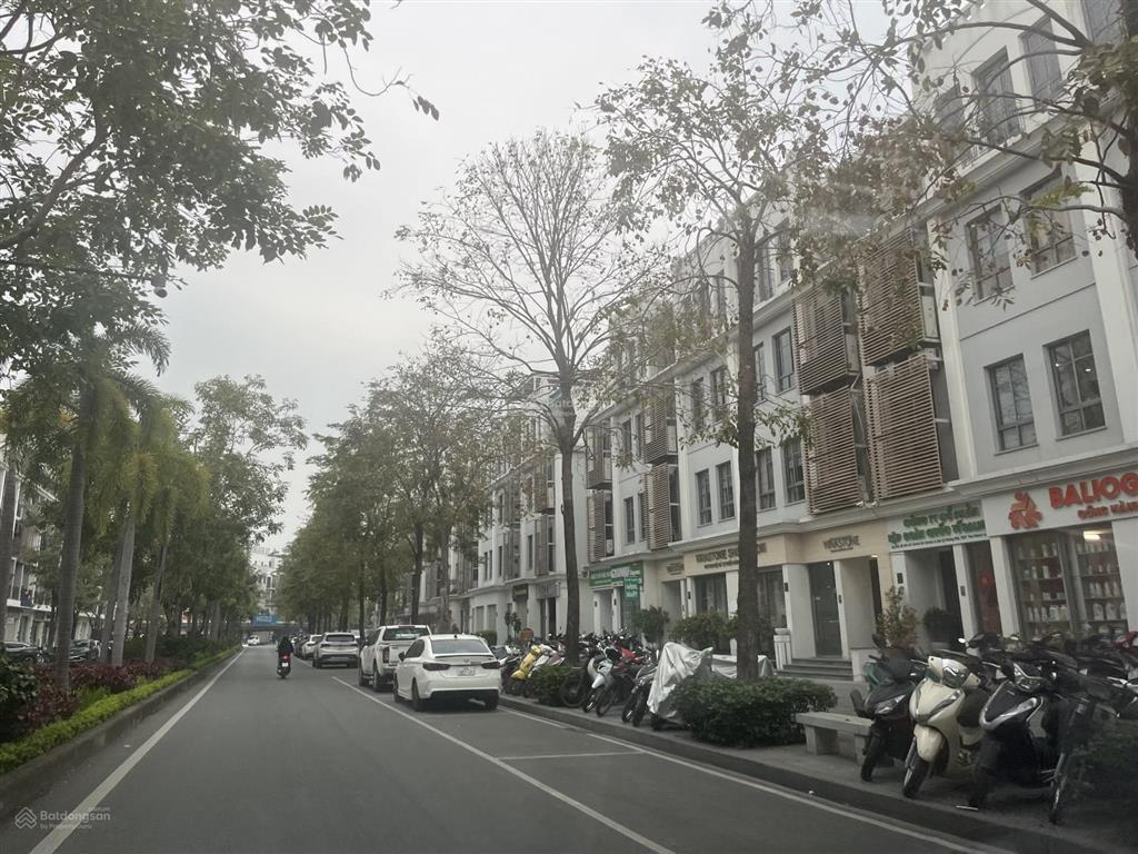 Cần bán căn shophouse đẹp giá tốt 75m2 tại the manor nguyễn xiển  0947 988 ***