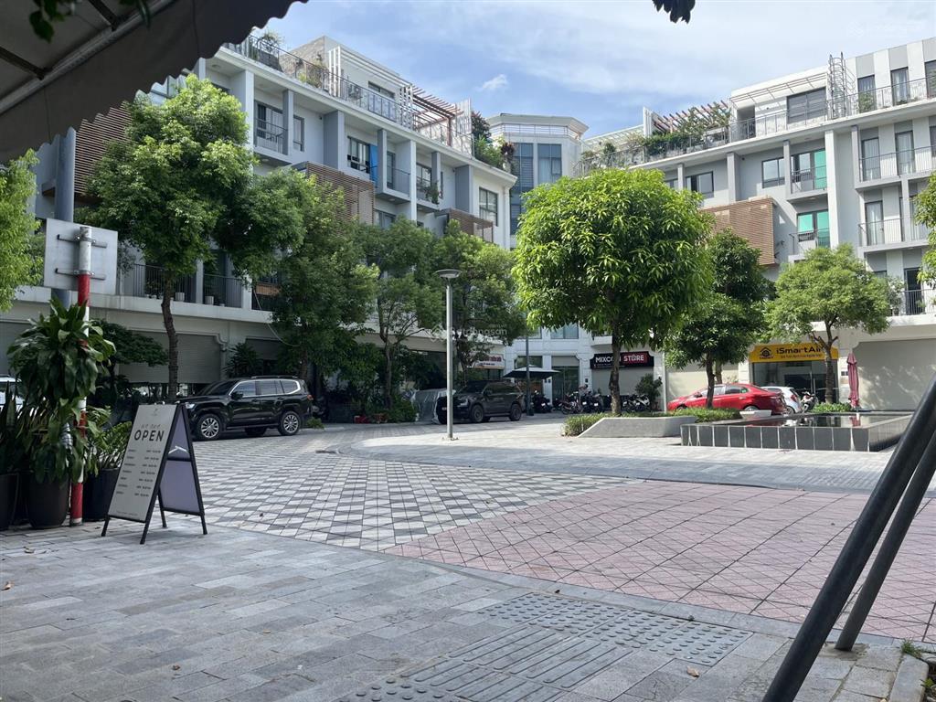 Chính chủ bán biệt thự 200m2 the manor central park nguyễn xiển