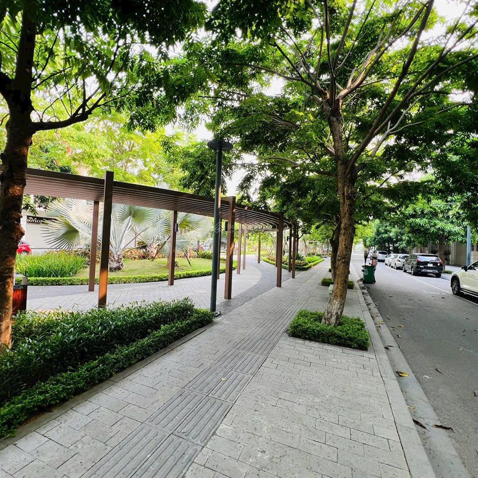 Cần bán căn liền kề góc 100m2 view công viên the manor central park nguyễn xiển hà nội