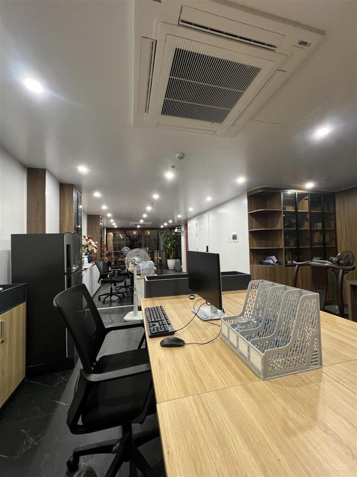 Cho thuê văn phòng tại số 11 ngách 5 ngõ 106, hoàng quốc việt, 10 triệu, 70 m2, giá cực chất uy tín