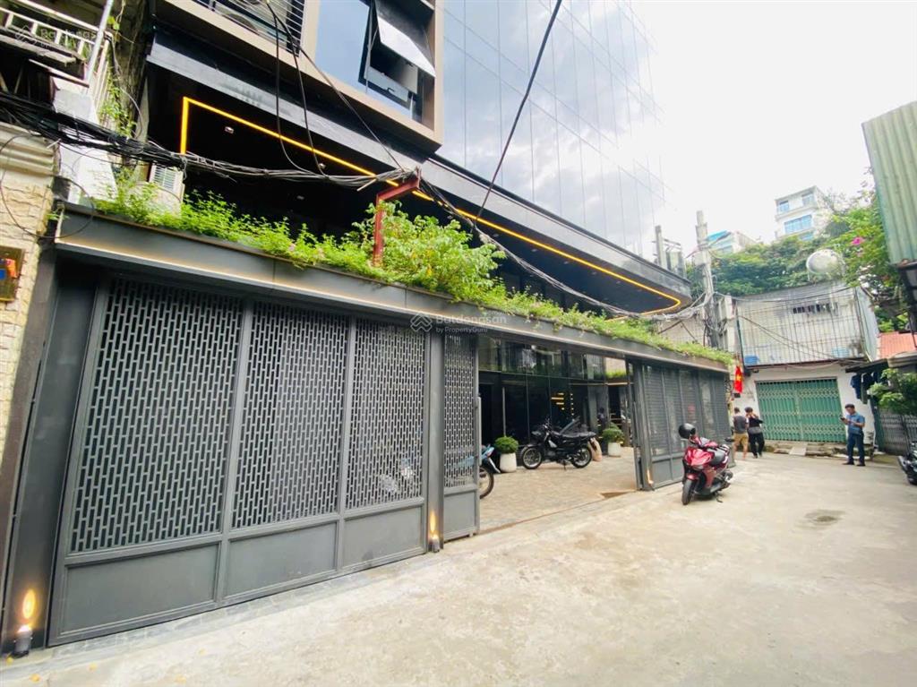 Cho thuê văn phòng tại tòa nhà số 26 b20, nghĩa tân, 120 triệu, 660 m2,  0888 866 *** chính chủ.